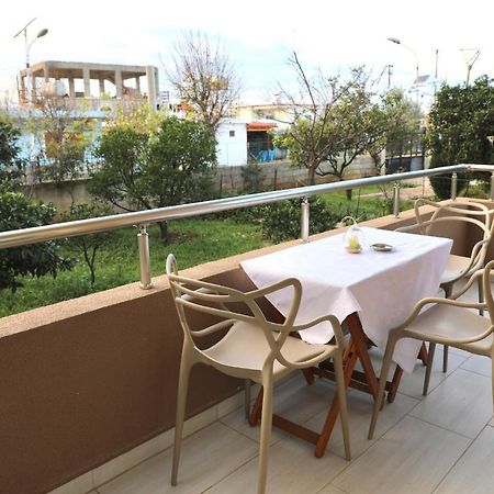 Vision 4 Ksamil Villa Apartments&Rooms Esterno foto