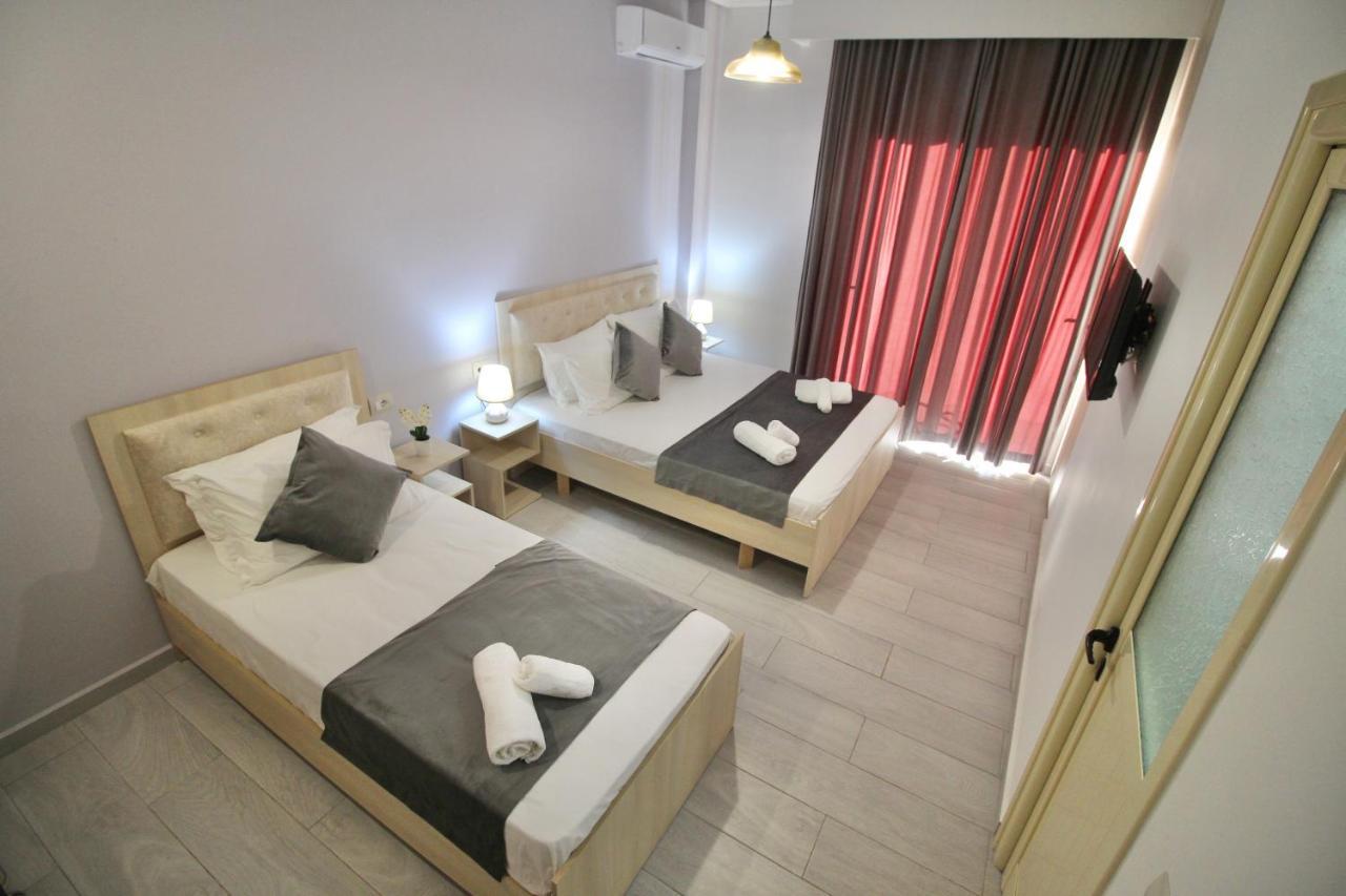 Vision 4 Ksamil Villa Apartments&Rooms Esterno foto
