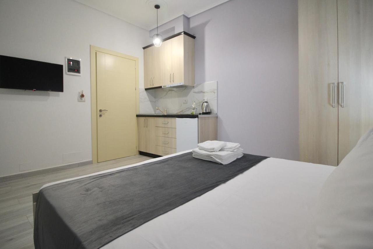 Vision 4 Ksamil Villa Apartments&Rooms Esterno foto
