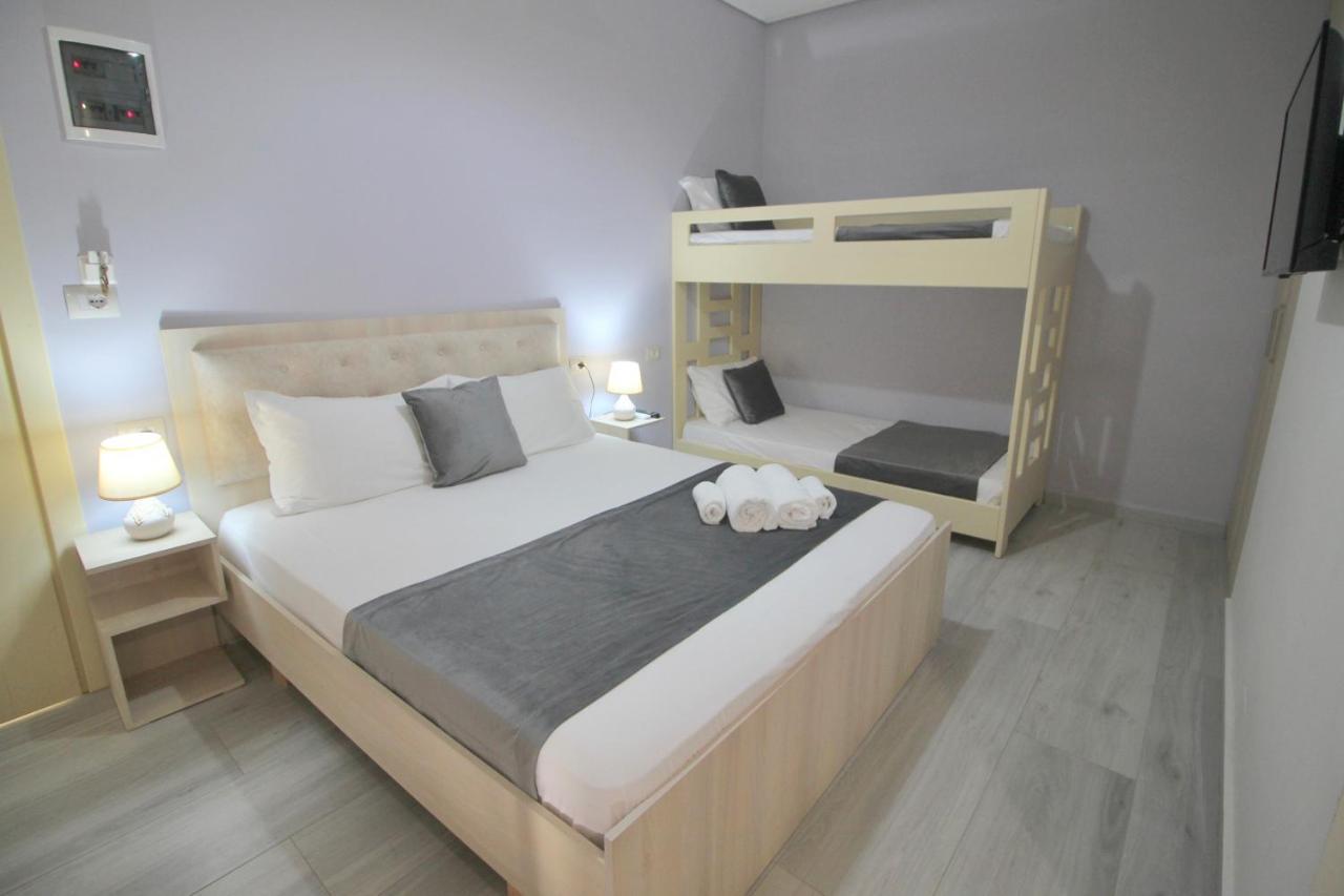 Vision 4 Ksamil Villa Apartments&Rooms Esterno foto